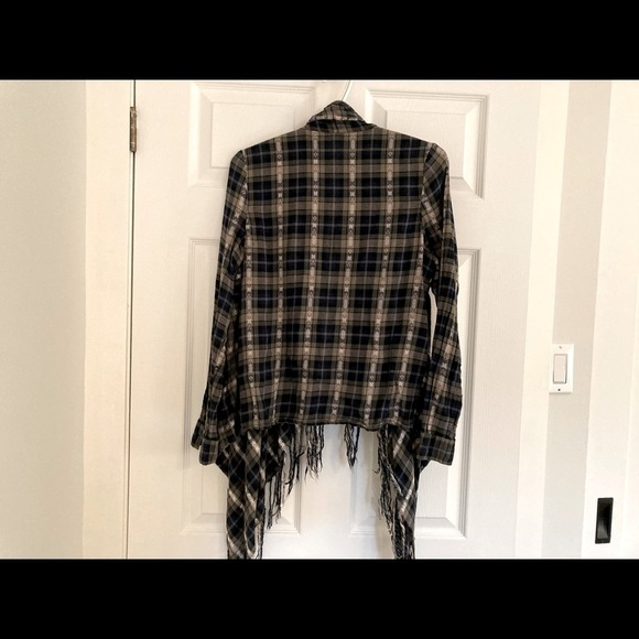 𝅺girl KRAZY LONG SLEEVE BOHO PLAID FRINGE SHIRT-Size S - Picture 10 of 16